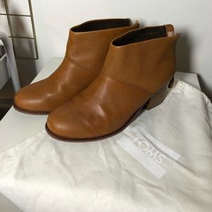 Tom’s Leila Booties